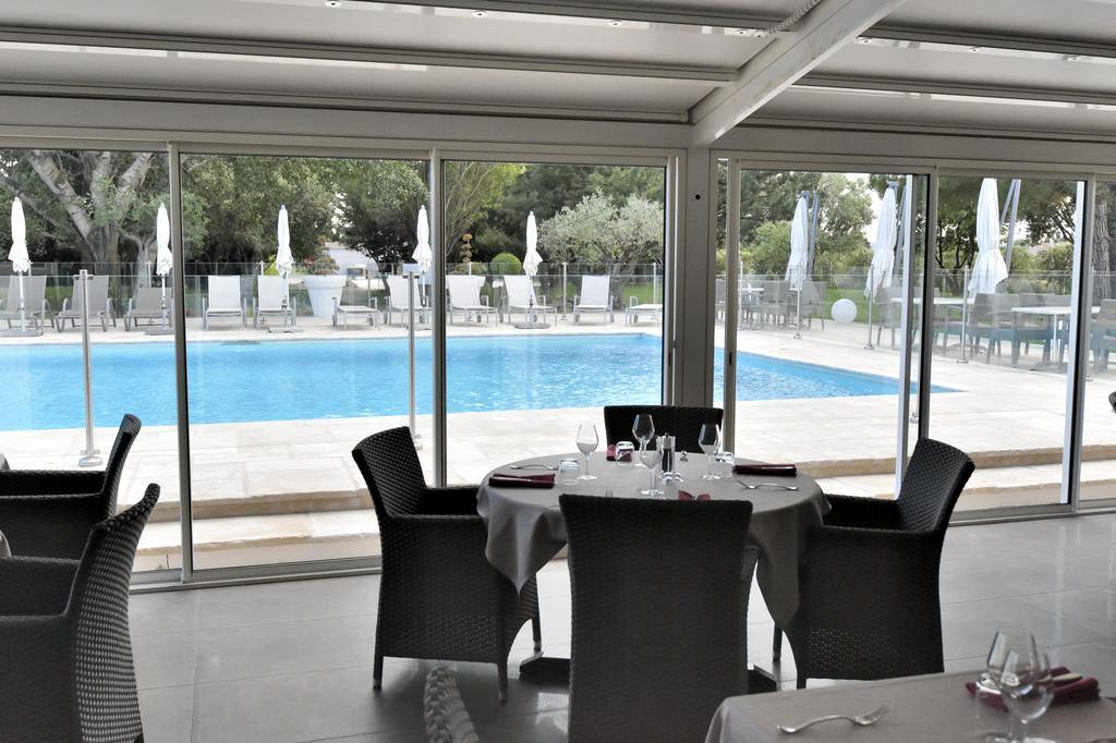 Le Domaine Des Oliviers Hotel Pierrelatte Eksteriør billede