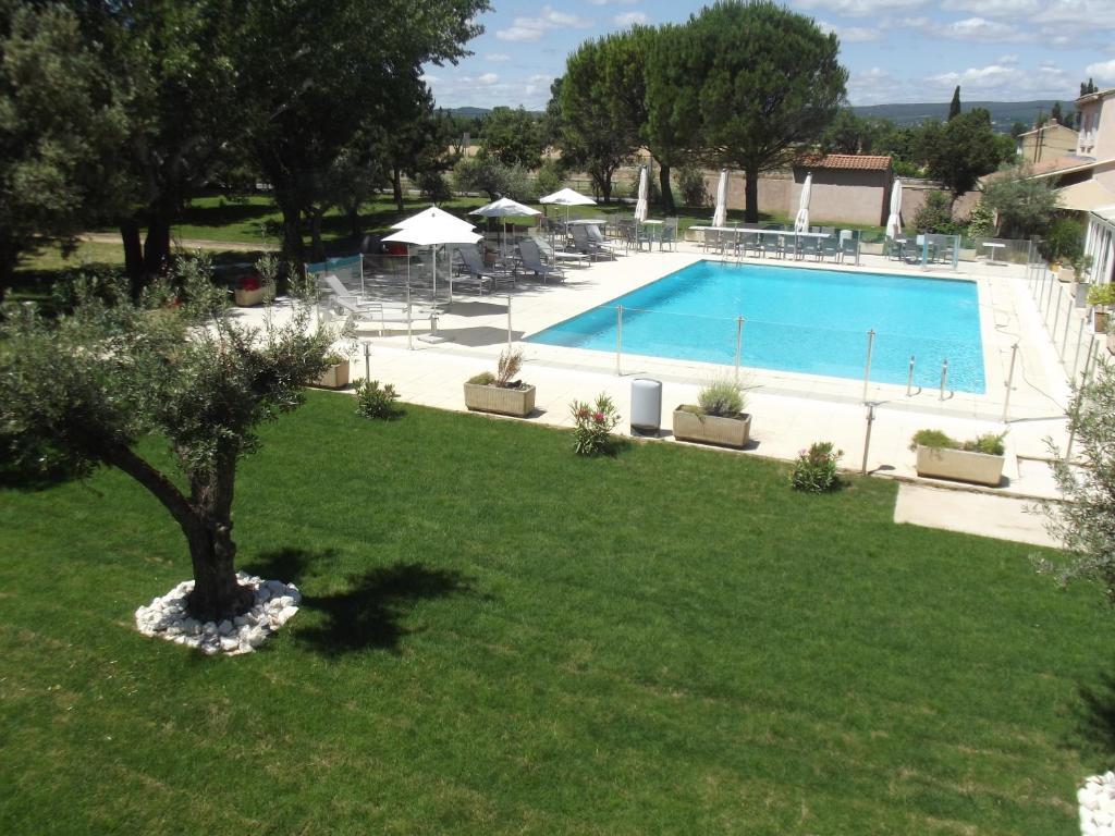 Le Domaine Des Oliviers Hotel Pierrelatte Værelse billede