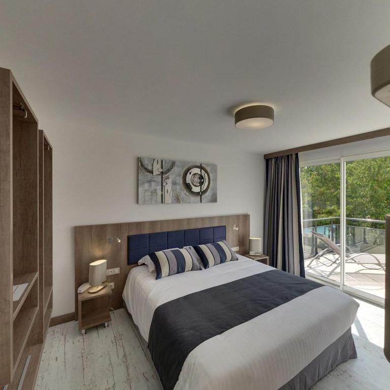 Le Domaine Des Oliviers Hotel Pierrelatte Værelse billede