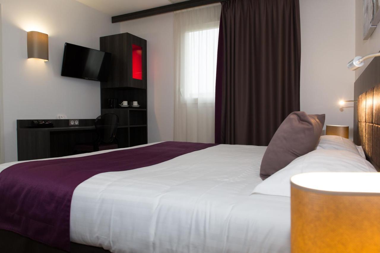 Le Domaine Des Oliviers Hotel Pierrelatte Eksteriør billede
