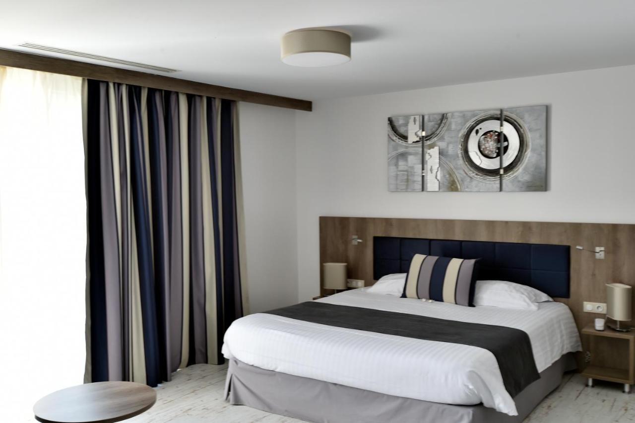 Le Domaine Des Oliviers Hotel Pierrelatte Eksteriør billede